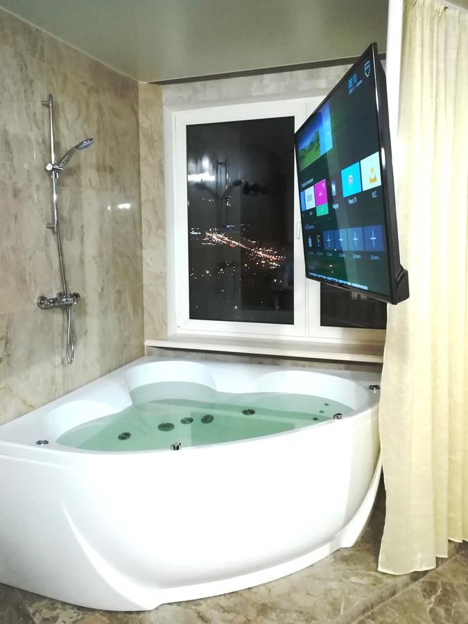 Апарт-отели JACUZZI VIP SMART ApartHotel, Панорамный вид на Минск Минск